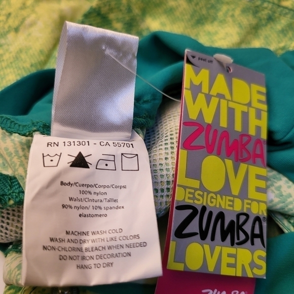 ZUMBA Fitness Cargo Pants NWT Multicolor Workout Dance Athletic  NWT - Picture 9 of 9